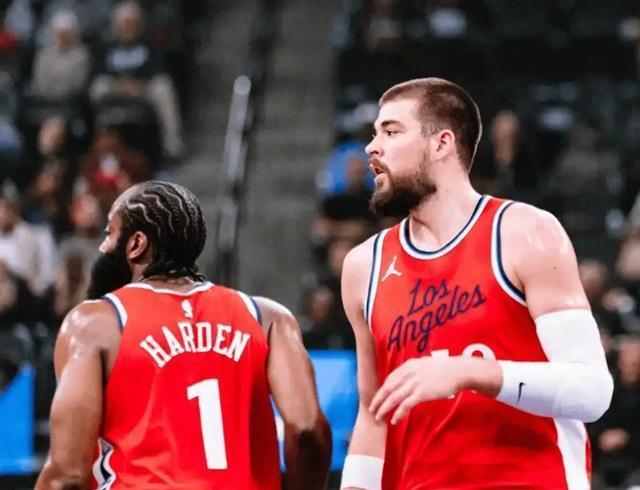 哈登身边同, img, 黄蜂内线迪 哈登身边同, img, 黄蜂内线迪