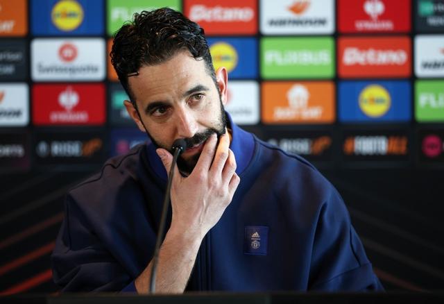 保住帅位, 抱怨伤病没, 积分榜 保住帅位, 抱怨伤病没, 积分榜