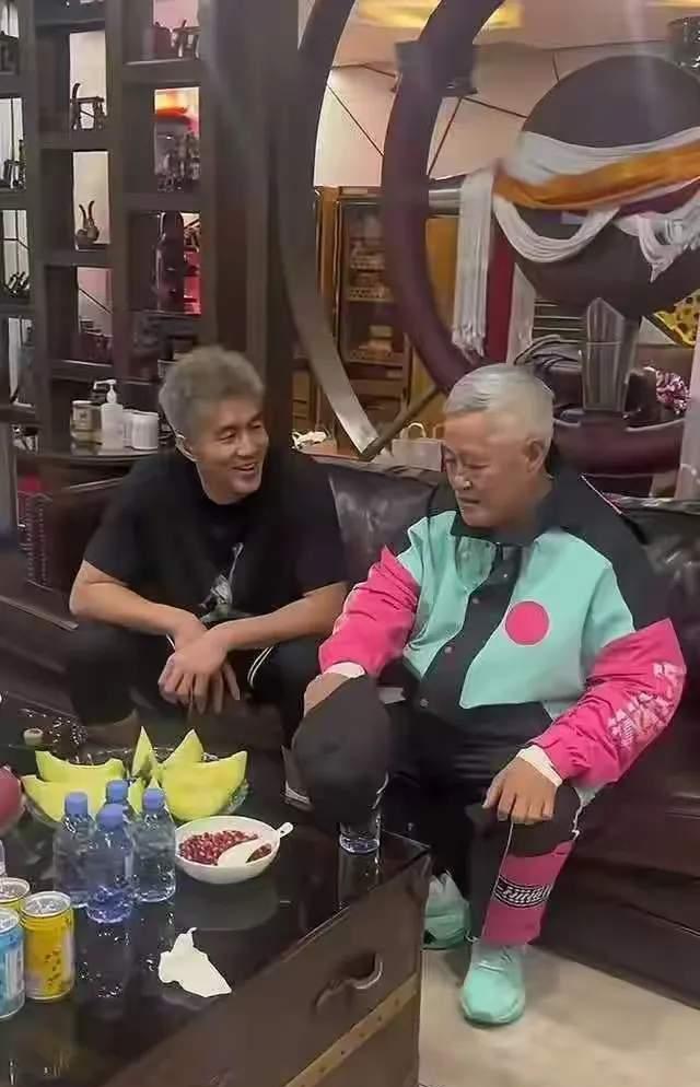 img, 把他和他父, 戴着帽子也 img, 把他和他父, 戴着帽子也