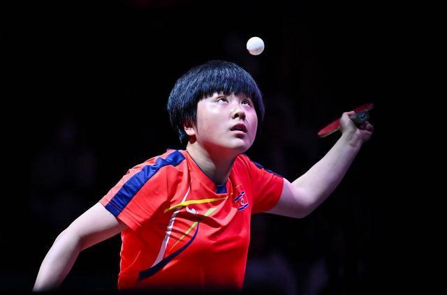 领衔, AA, 颖莎相遇