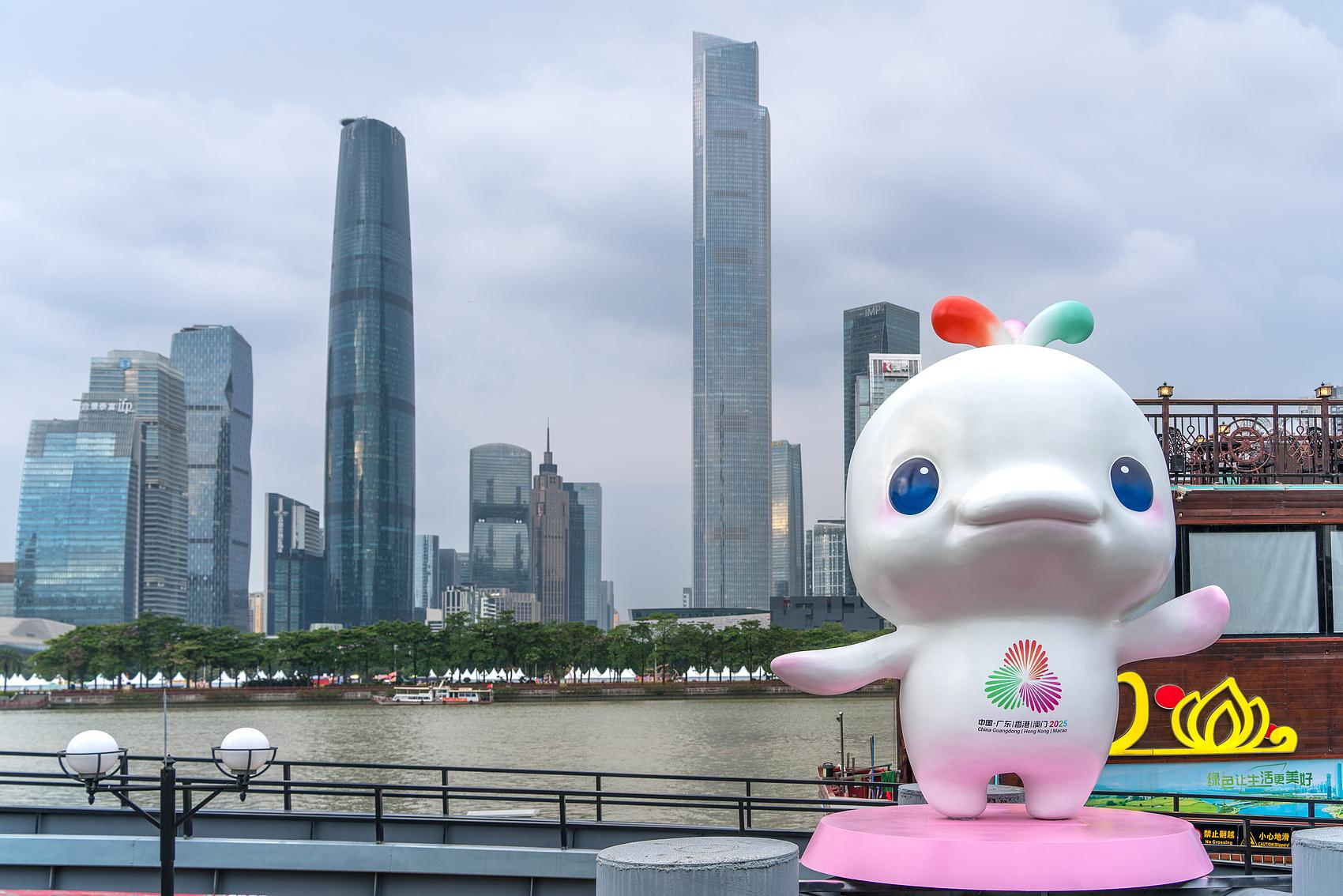 span, 游泳, 高等院校等